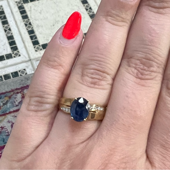 14k Yellow Gold Diamond & Sapphire Ring - Picture 6 of 9